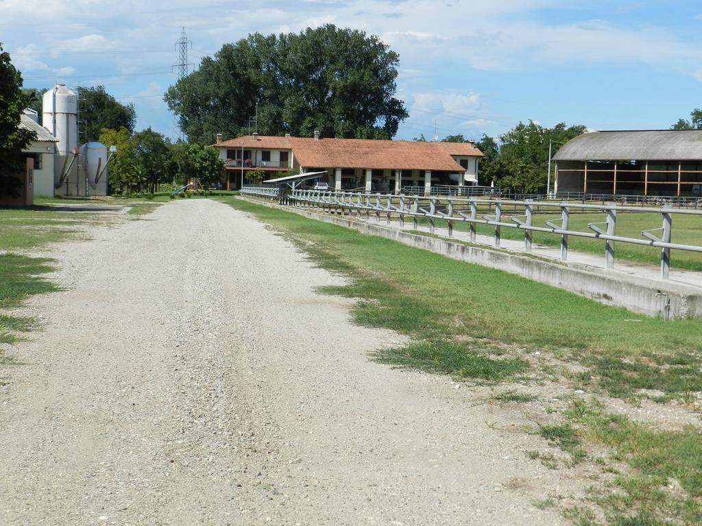 Agriturismo Zio Michele Hotel Isola Della Scala Eksteriør billede