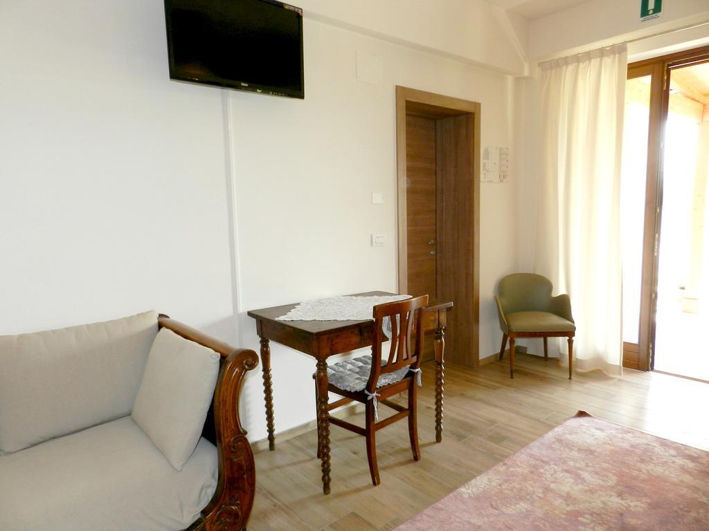 Agriturismo Zio Michele Hotel Isola Della Scala Eksteriør billede
